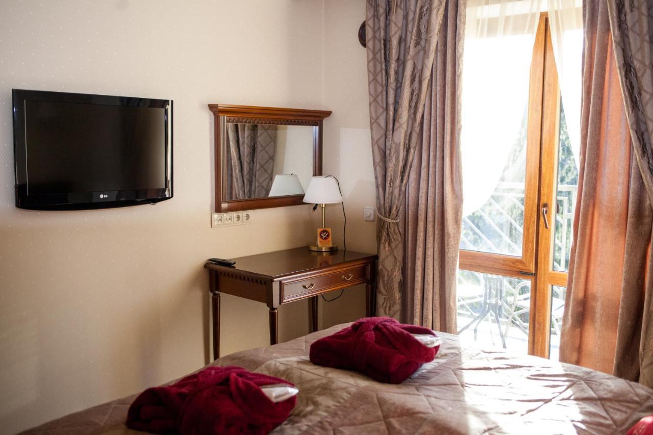 Romantik Spa Hotel Яремче Екстериор снимка