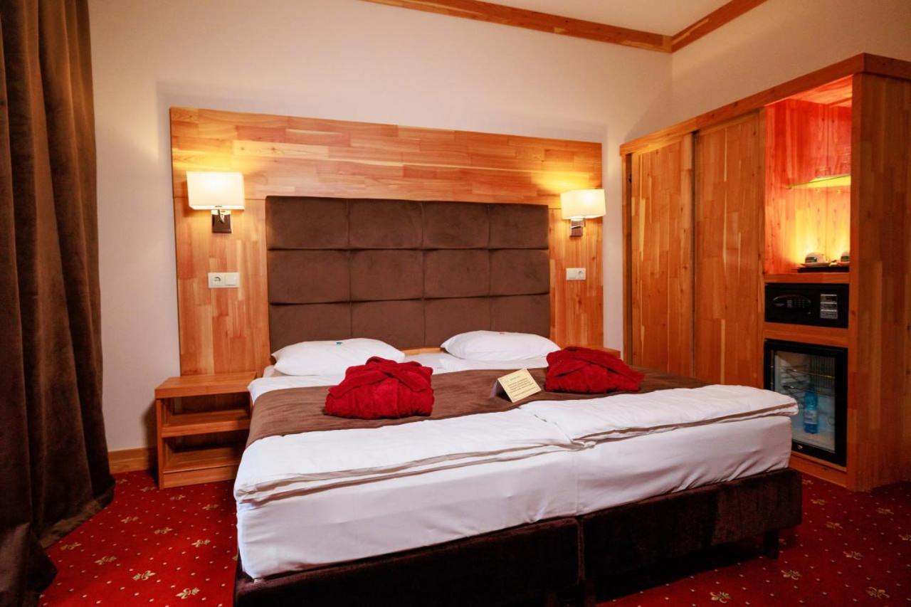 Romantik Spa Hotel Яремче Екстериор снимка