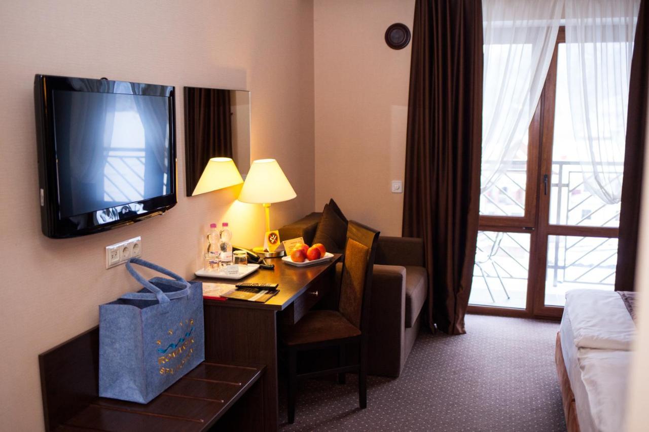 Romantik Spa Hotel Яремче Екстериор снимка