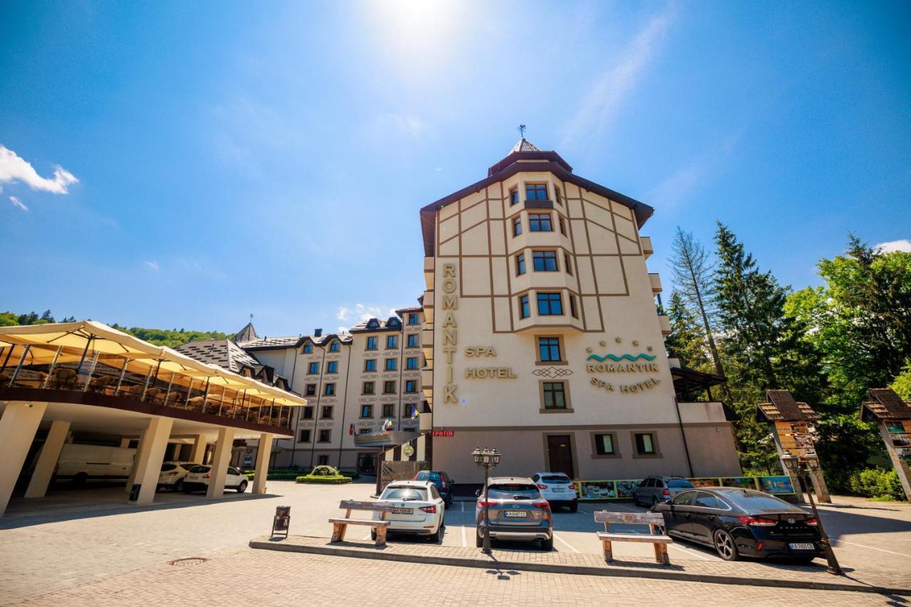 Romantik Spa Hotel Яремче Екстериор снимка