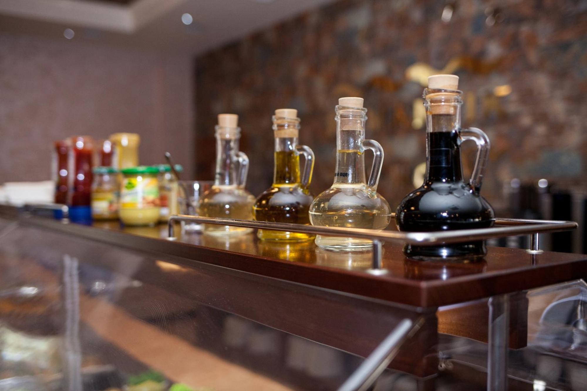 Romantik Spa Hotel Яремче Екстериор снимка