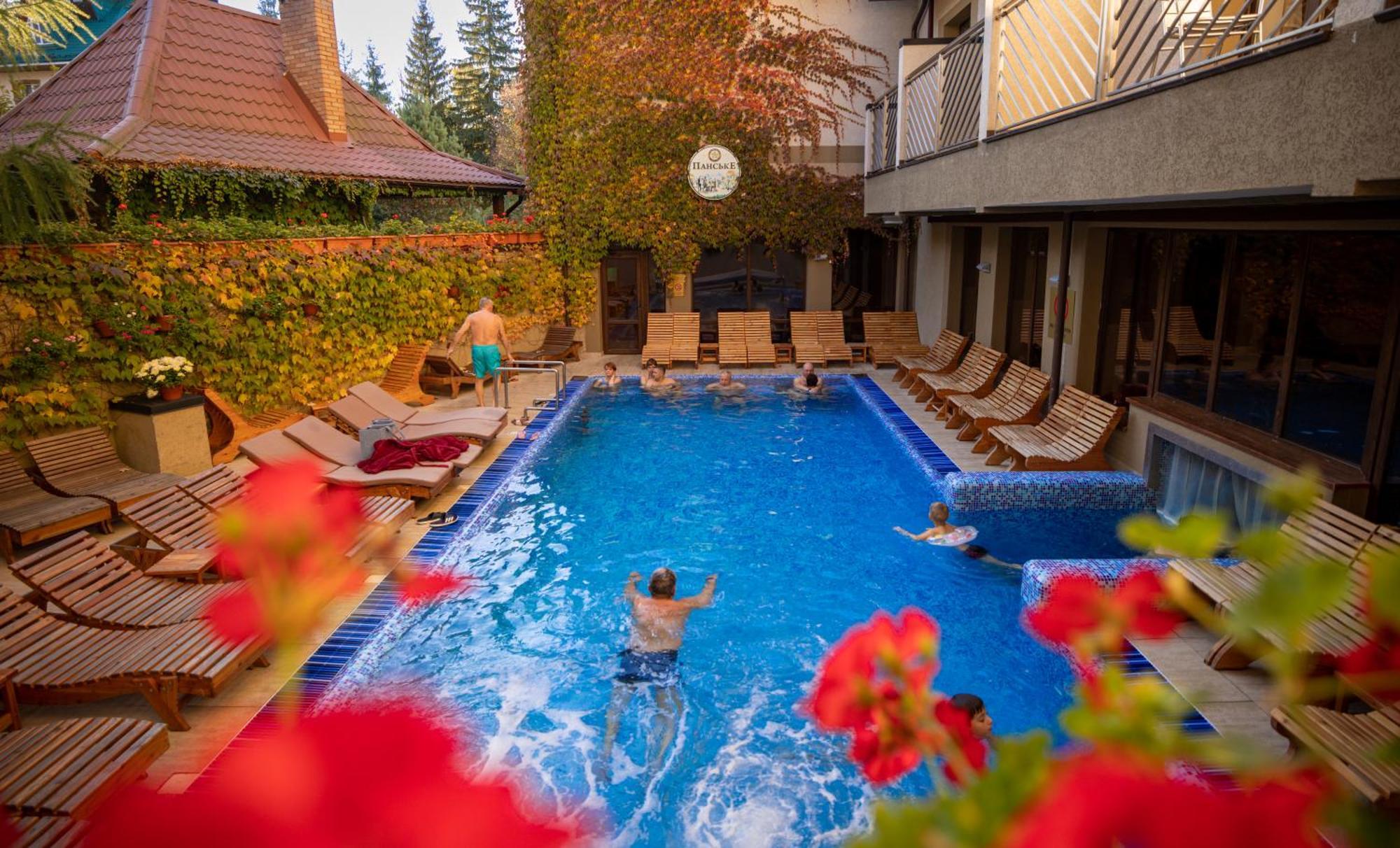 Romantik Spa Hotel Яремче Екстериор снимка