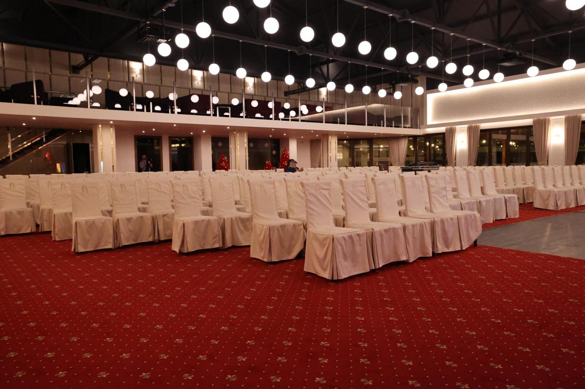 Romantik Spa Hotel Яремче Екстериор снимка