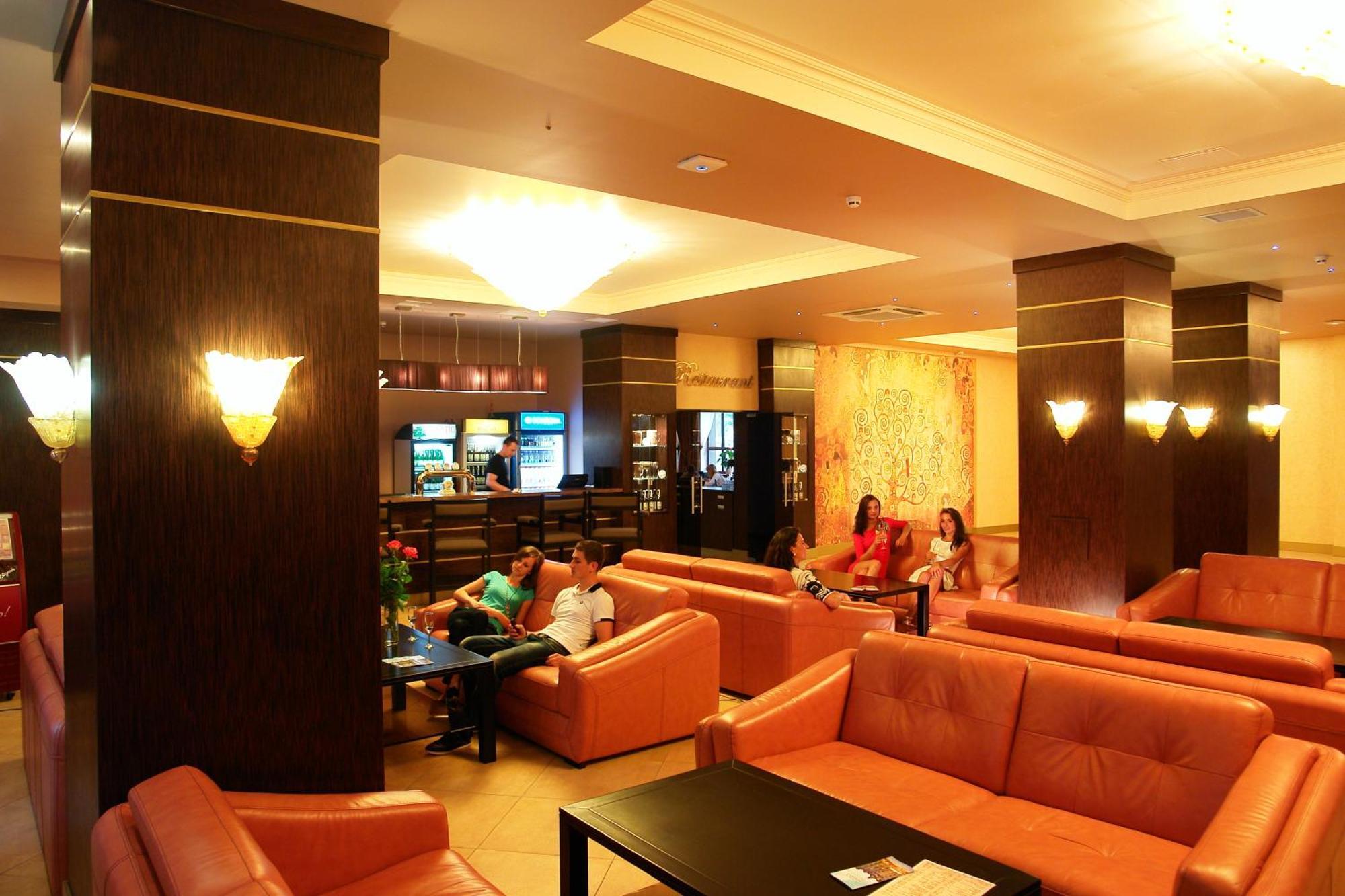 Romantik Spa Hotel Яремче Екстериор снимка